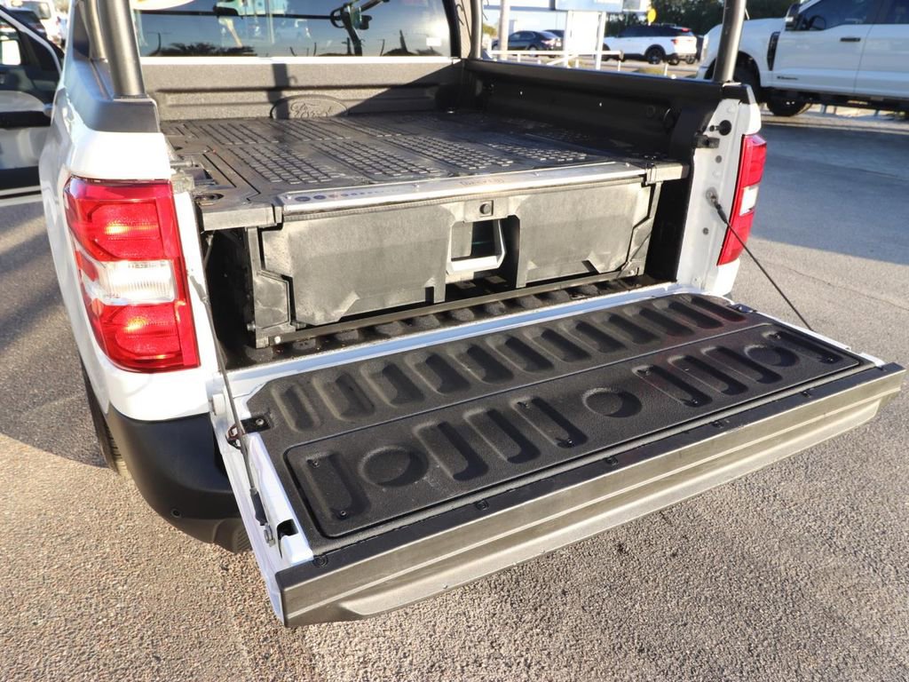 Certified 2025 Ford Maverick XLT w/ Equipment Group 302A image 15