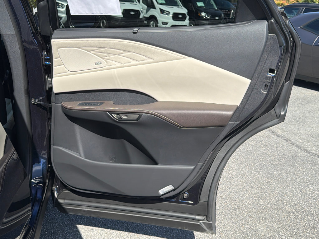 Used 2025 Lexus RX 350 AWD w/ Convenience Package image 16