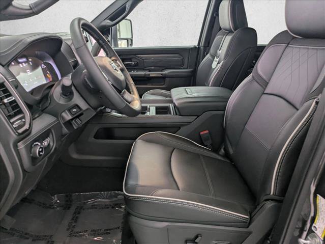 New 2026 RAM 2500 Limited AWD/4WD image 4