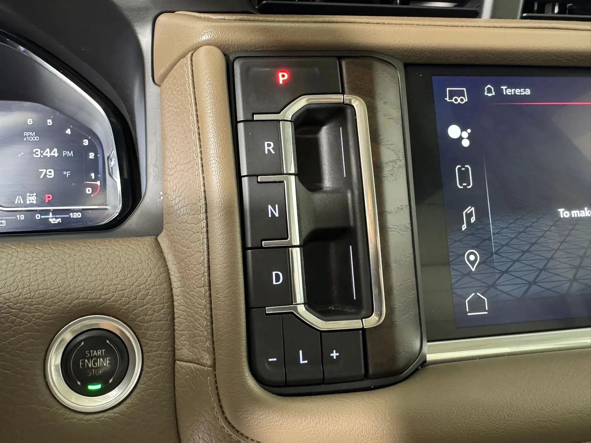 Used 2022 GMC Yukon XL Denali AWD/4WD image 22