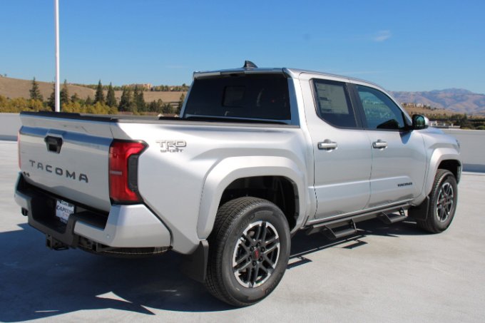 New 2025 Toyota Tacoma TRD Sport image 3