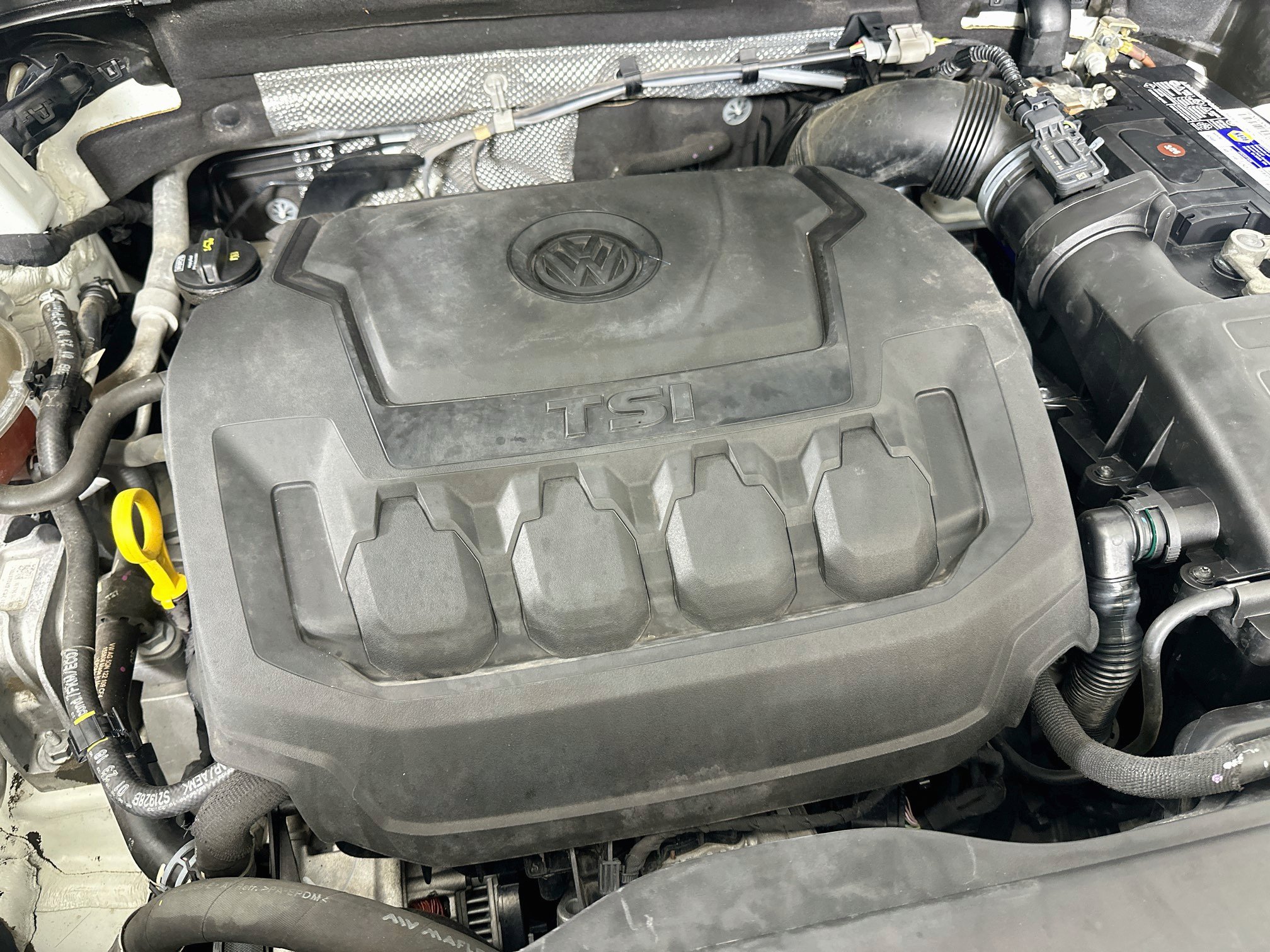 Used 2018 Volkswagen Tiguan SE FWD image 30
