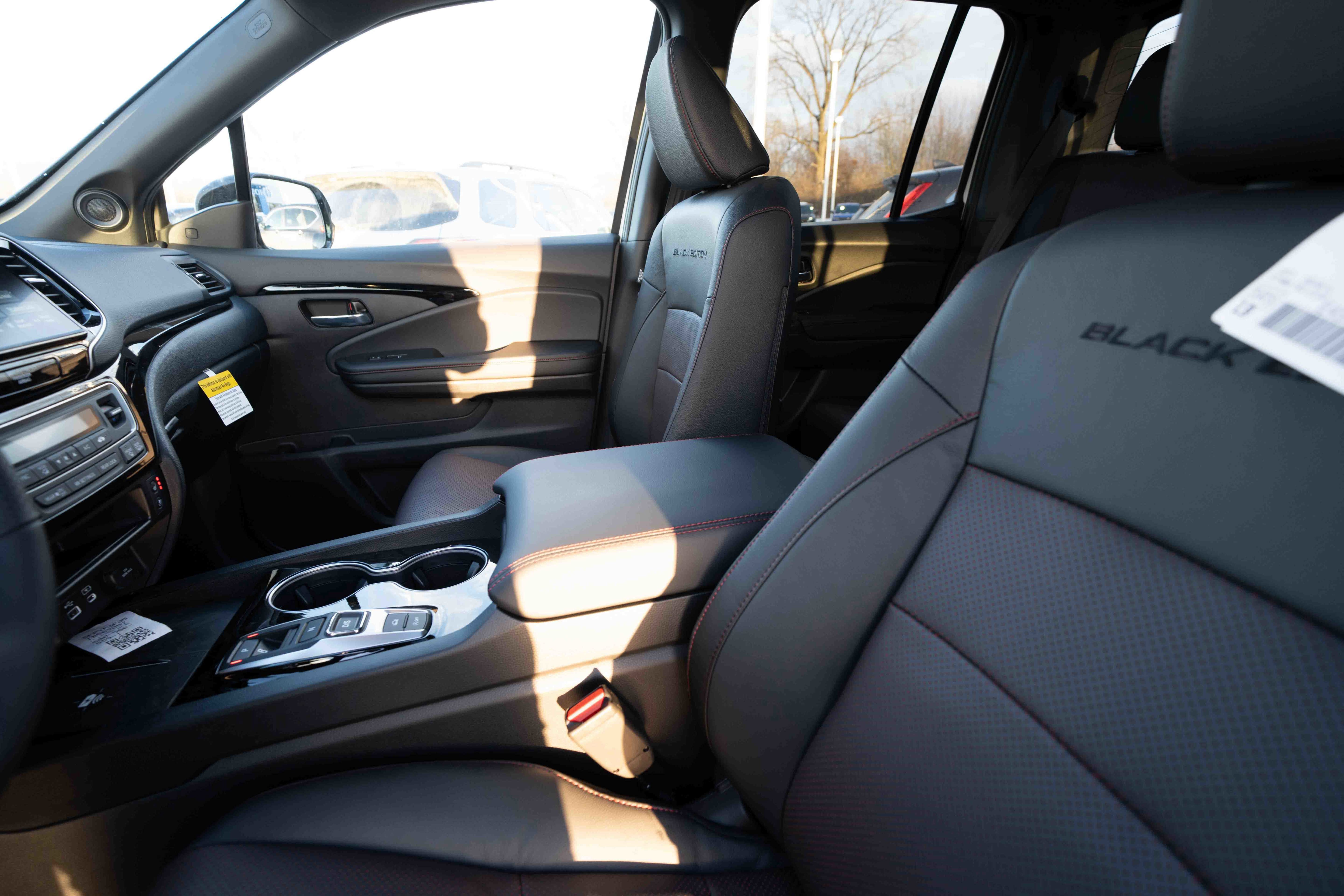 New 2026 Honda Ridgeline Black Edition image 10