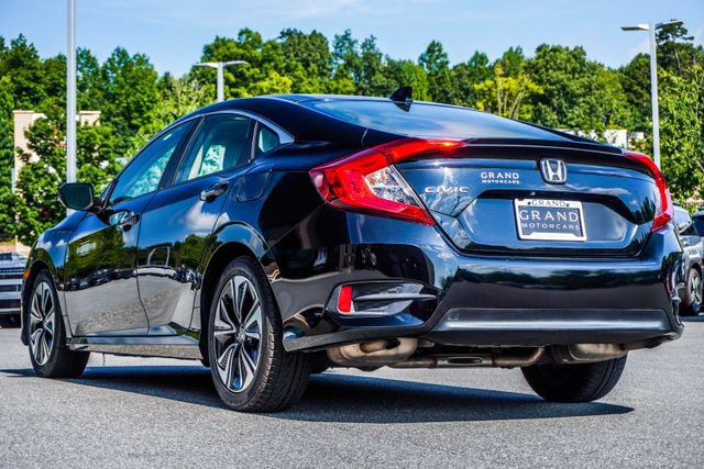 Used 2018 Honda Civic EX-T image 9