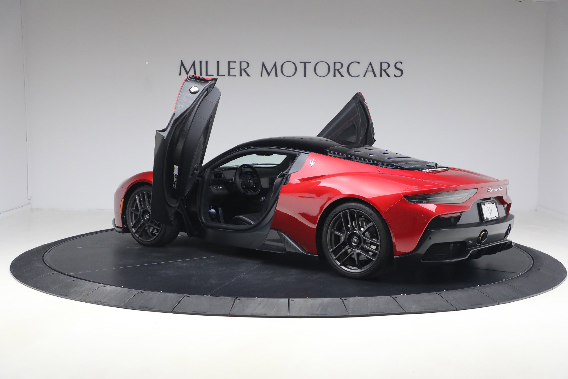 Certified 2022 Maserati MC20 Coupe image 14