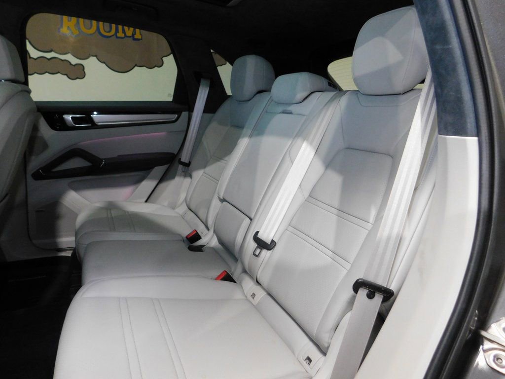 Used 2021 Porsche Cayenne GTS image 78