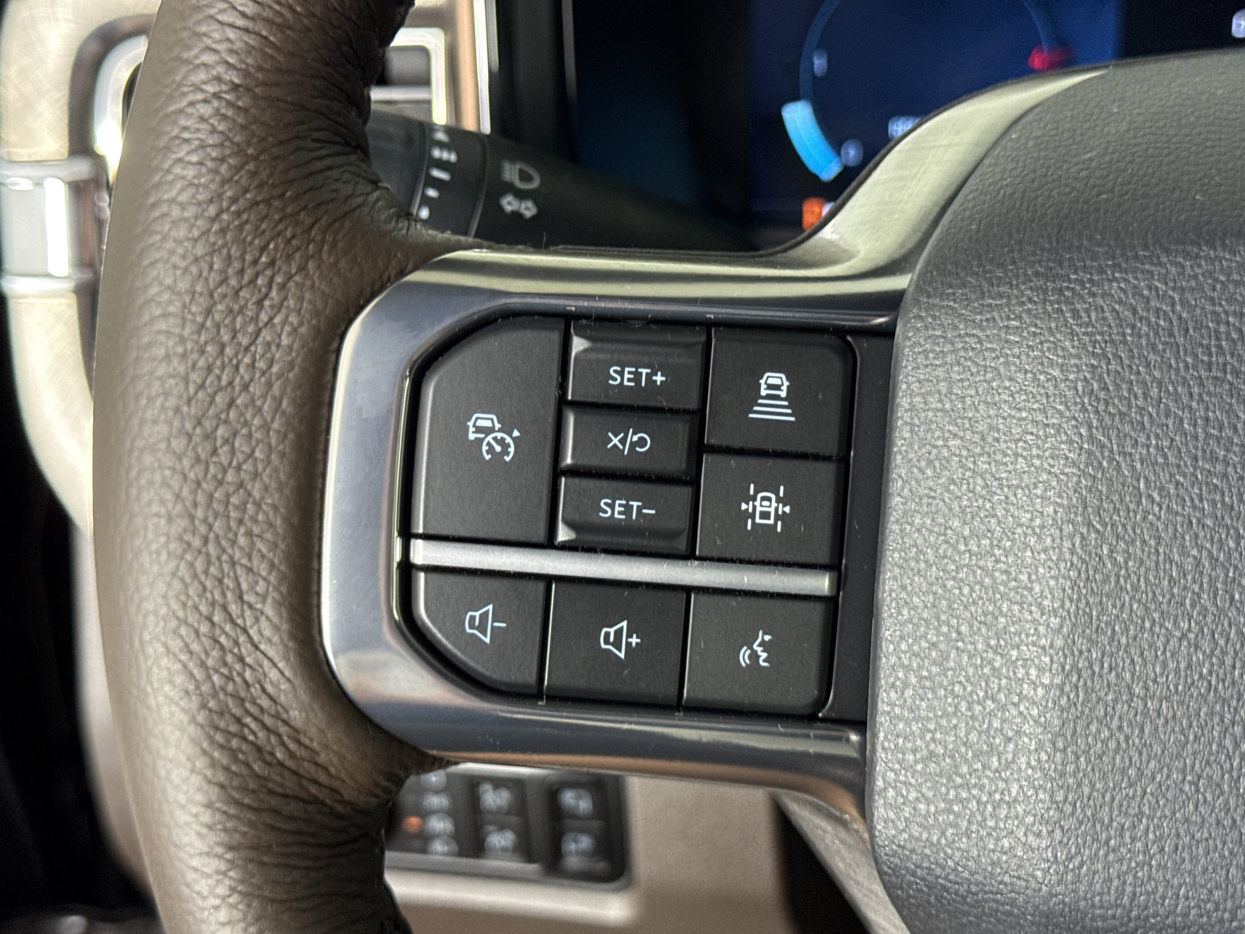 New 2025 Ford F250 King Ranch w/ Chrome Package image 28