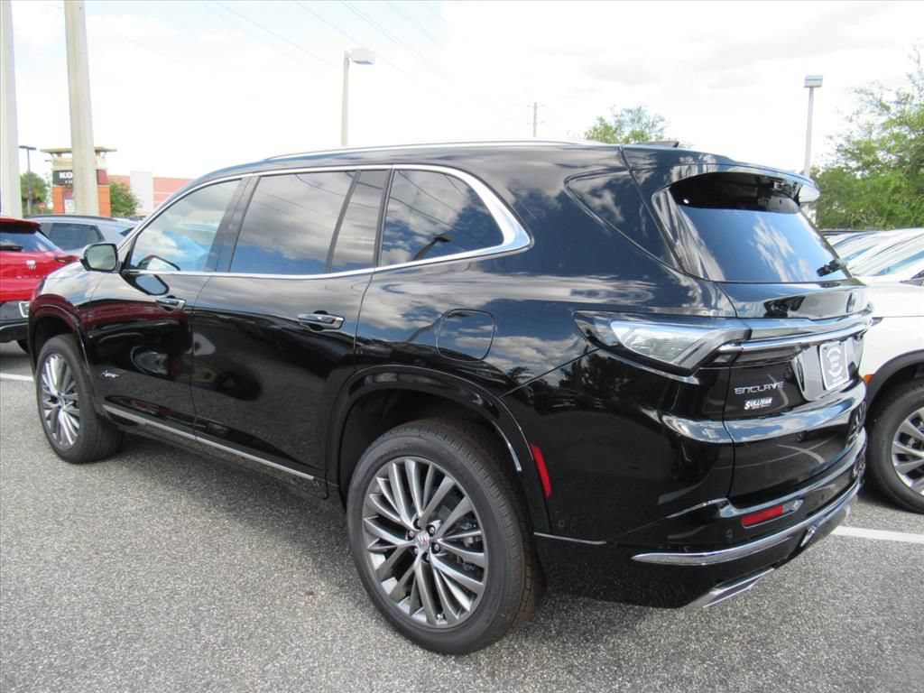 New 2026 Buick Enclave Avenir w/ Super Cruise Package FWD image 5