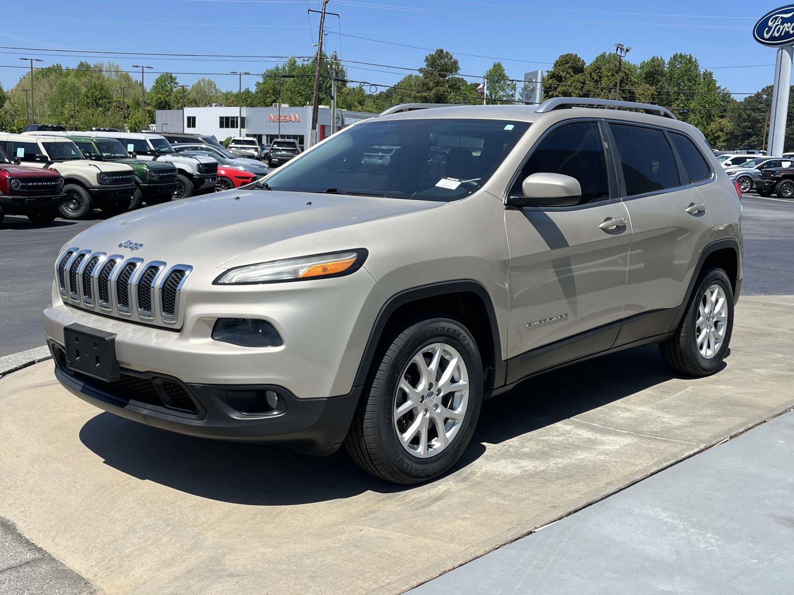 Used 2014 Jeep Cherokee Latitude w/ Comfort/Convenience Group image 7