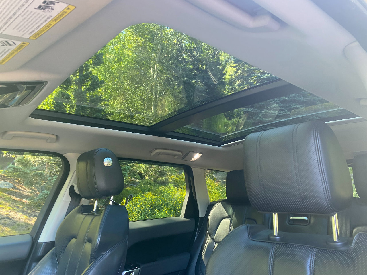 Used 2015 Land Rover Range Rover Sport HSE image 11