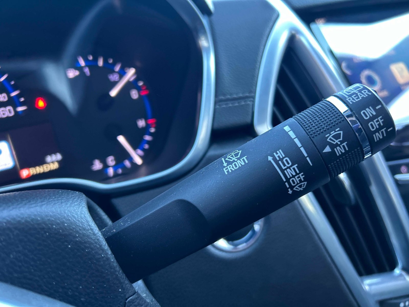 Used 2014 Cadillac SRX Premium image 28