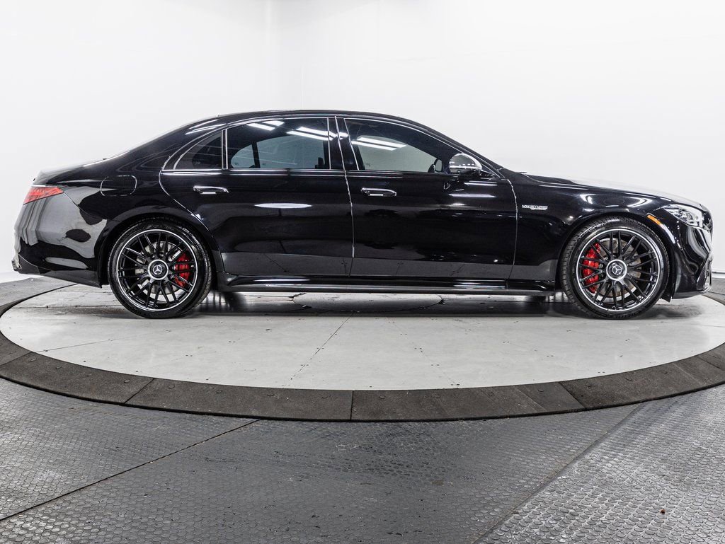 Used 2024 Mercedes-Benz S 63 AMG S image 38