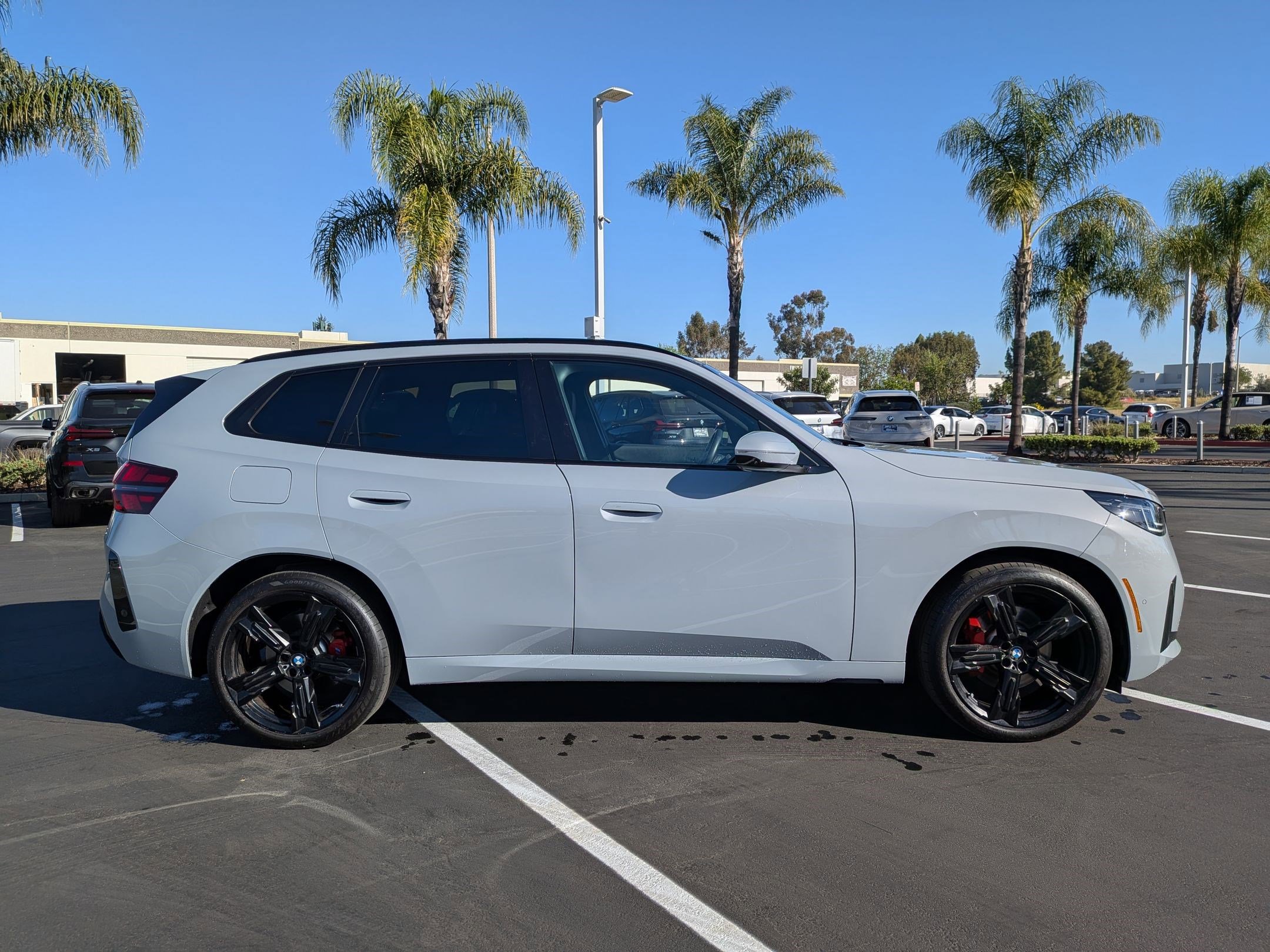 Used 2025 BMW X3 xDrive30i w/ Premium Package image 11