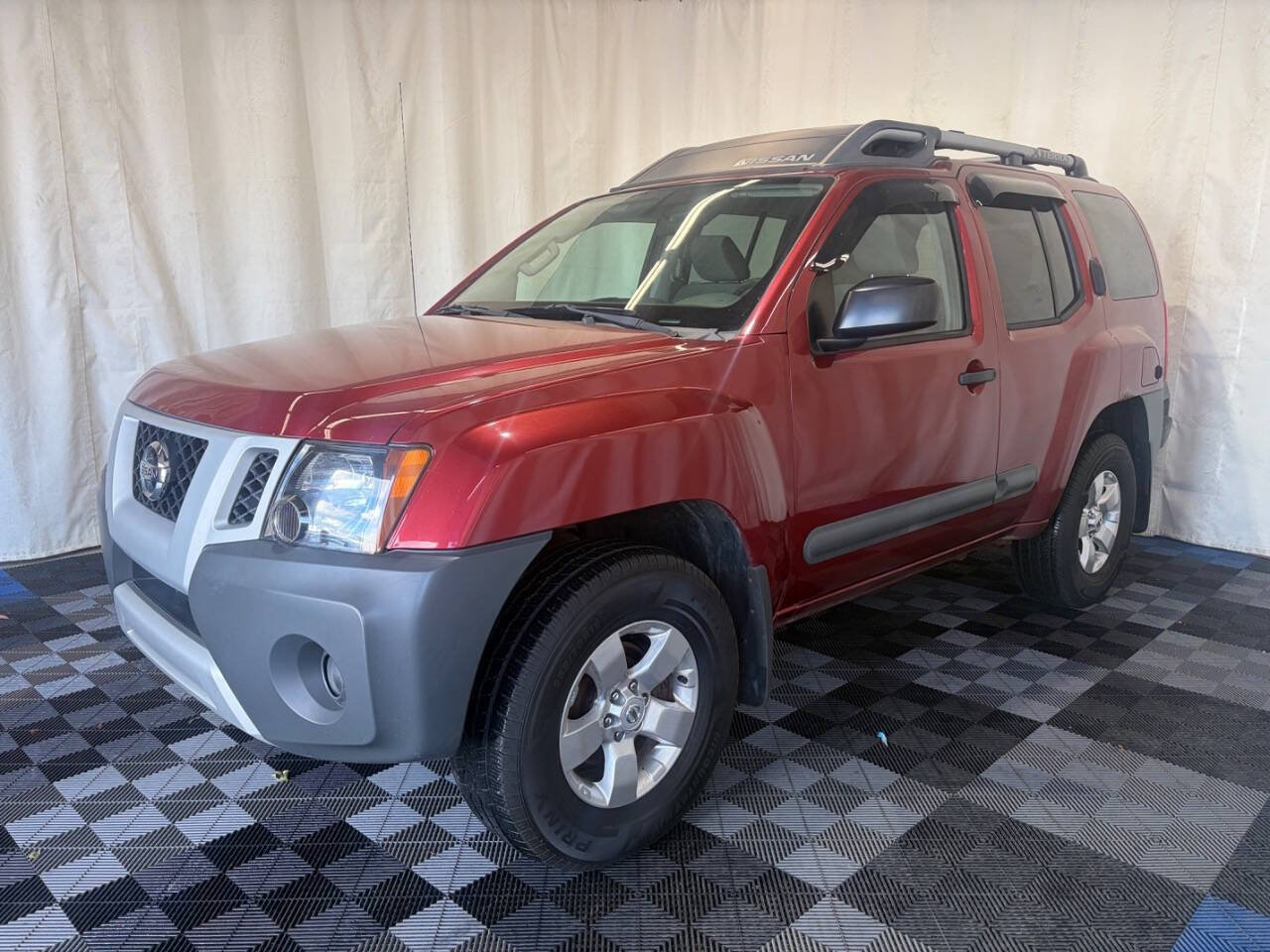 Used 2013 Nissan Xterra S w/ Value Package AWD/4WD image 2