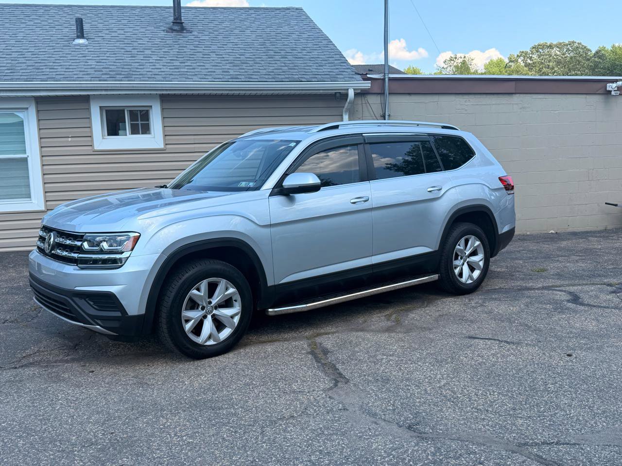 Used 2019 Volkswagen Atlas S w/ Towing Package AWD/4WD image 2