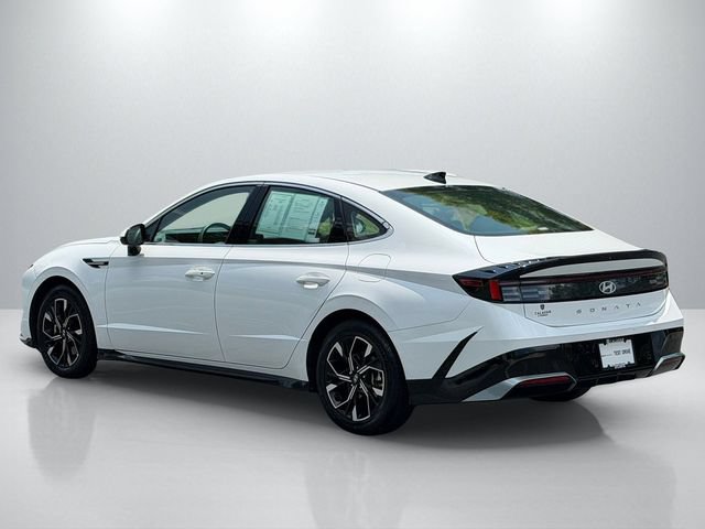 Used 2025 Hyundai Sonata SEL FWD image 5