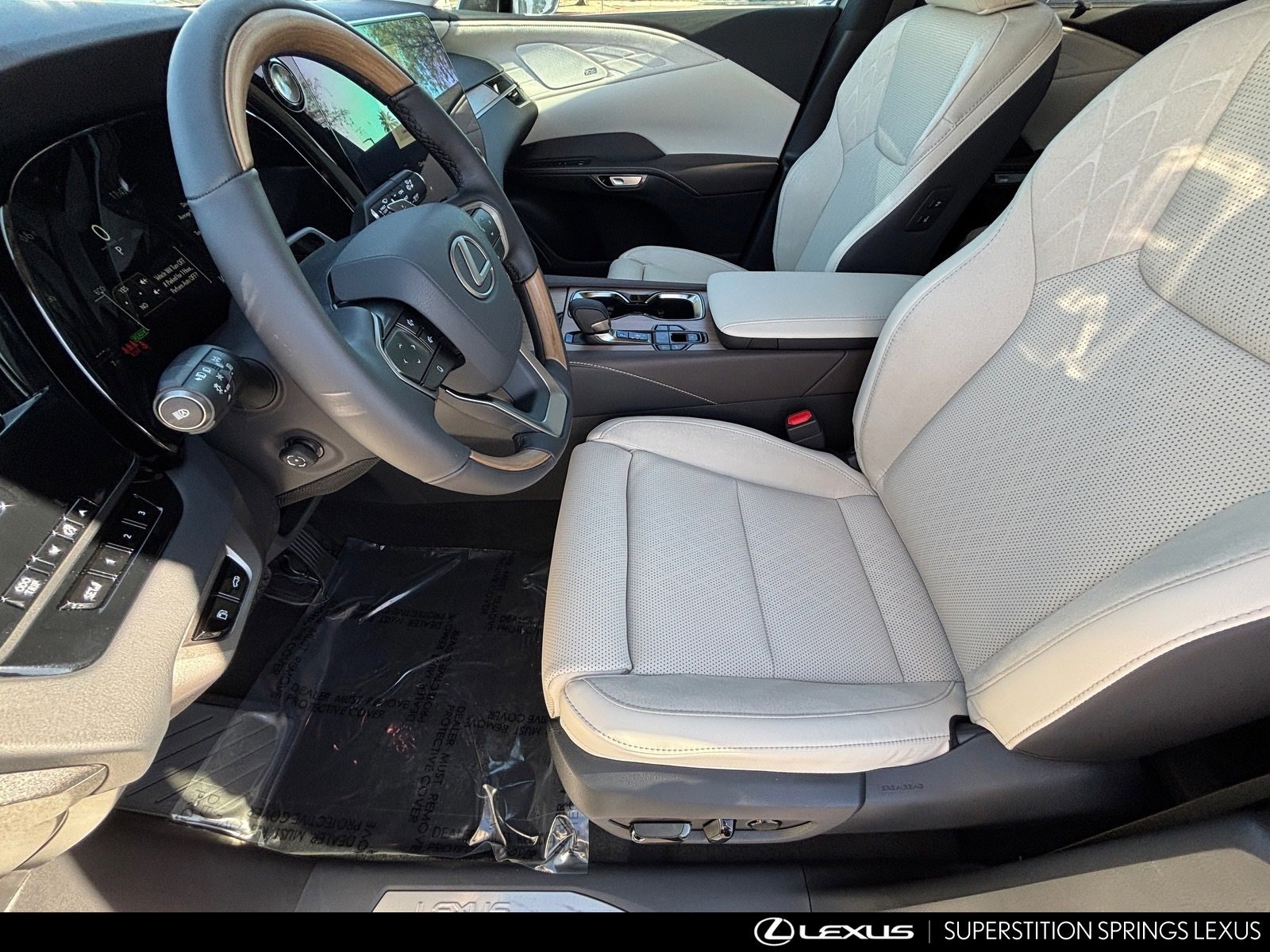 New 2026 Lexus RX 450h AWD image 16