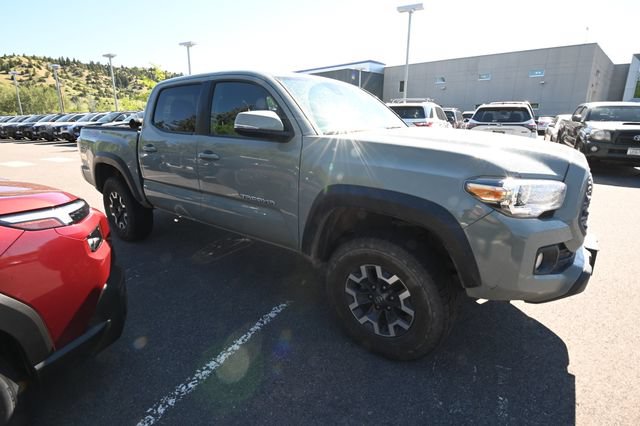 Used 2022 Toyota Tacoma TRD Off-Road AWD/4WD image 7