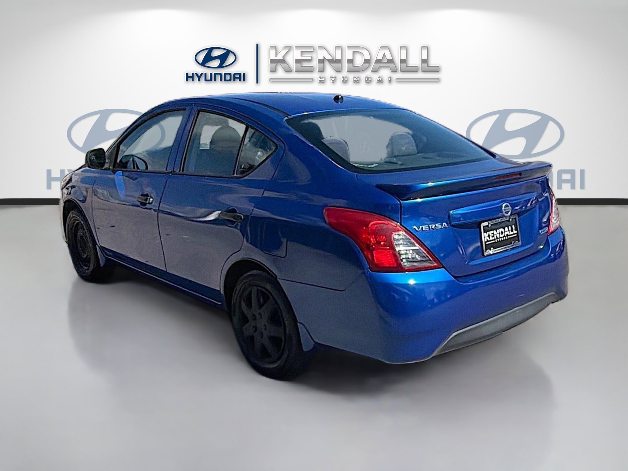 Used 2015 Nissan Versa S Plus image 4