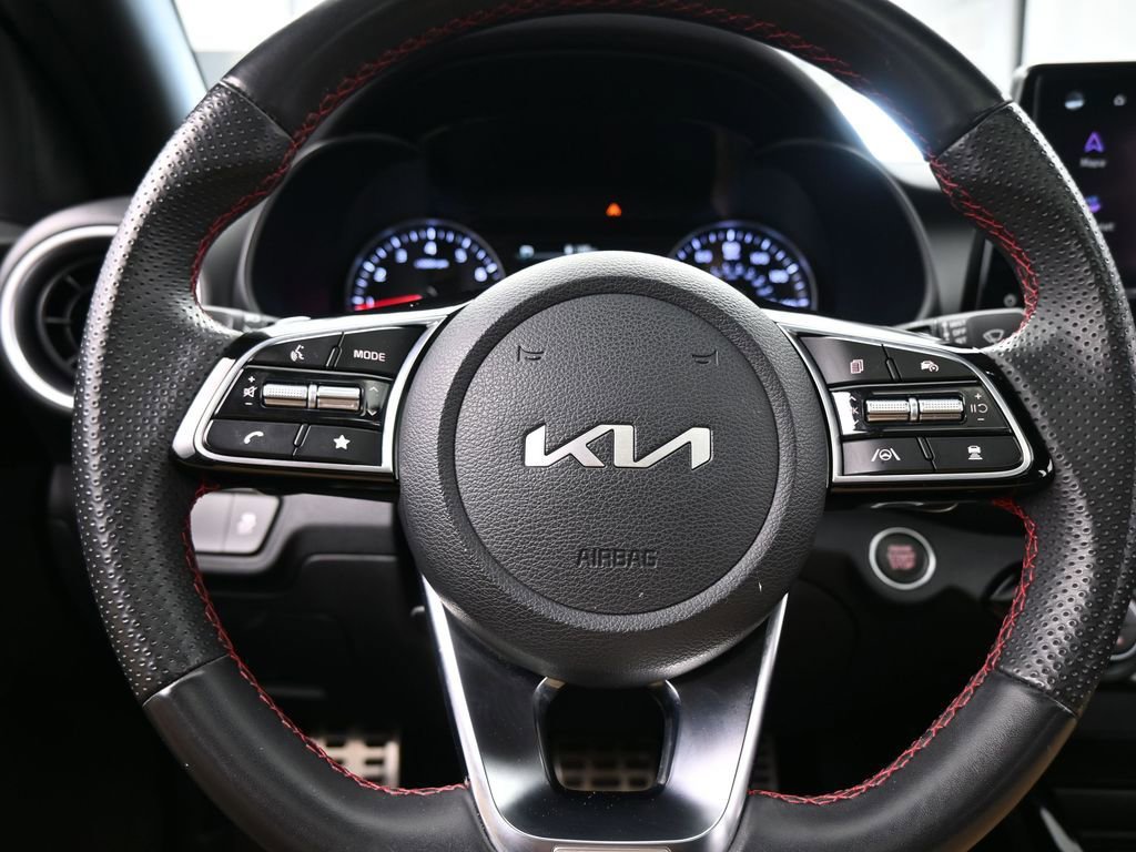 Used 2023 Kia Forte GT w/ GT2 Package image 28