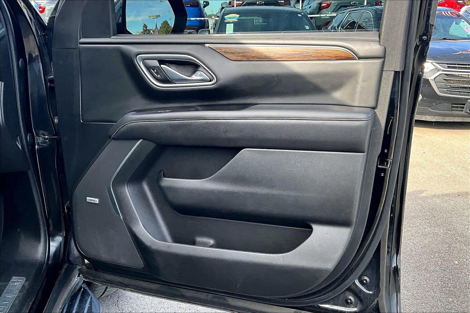 Used 2021 Chevrolet Tahoe Premier w/ Premium Package AWD/4WD image 25