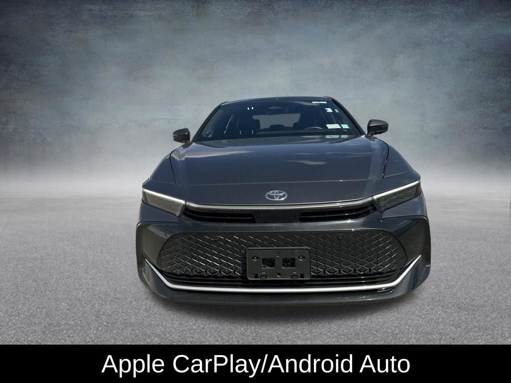 Used 2024 Toyota Crown Limited image 10