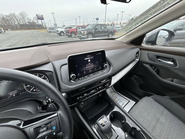 Certified 2023 Nissan Rogue SV image 12