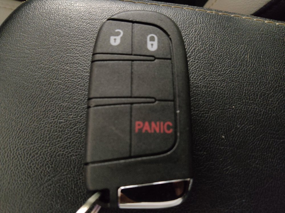 Used 2018 Jeep Compass Latitude w/ Popular Equipment Group FWD image 32