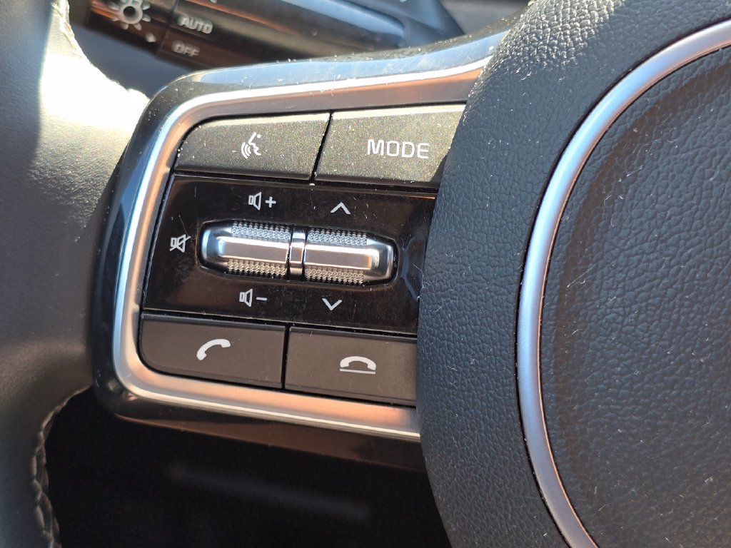 Used 2023 Kia Sorento S w/ Panoramic Sunroof Package AWD/4WD image 12