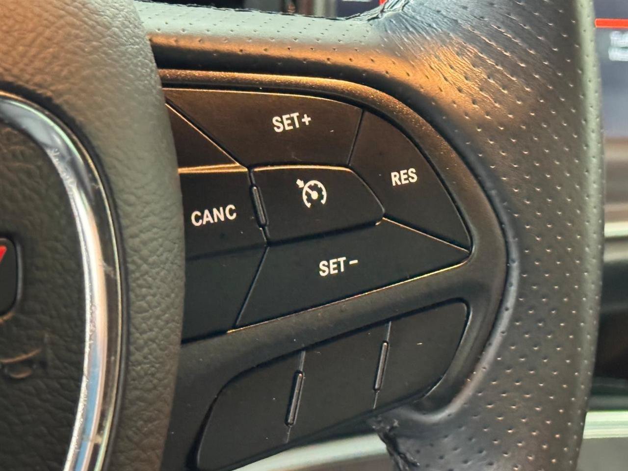 Used 2018 Dodge Challenger R/T Scat Pack w/ Driver Convenience Group RWD image 11