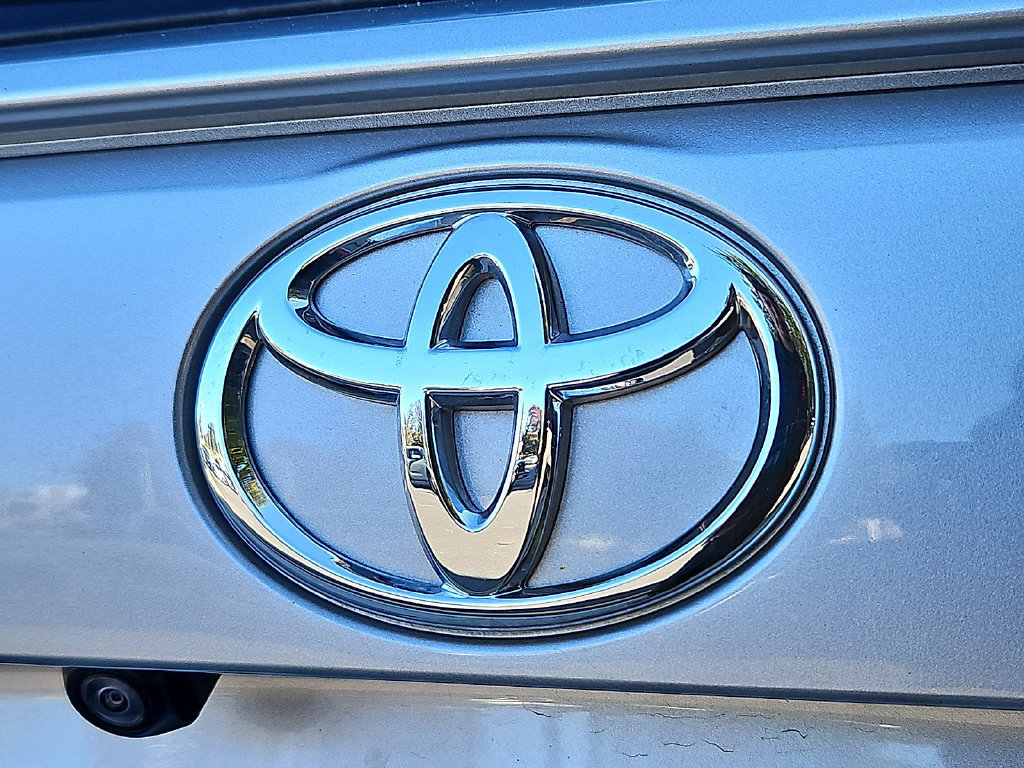 Certified 2023 Toyota RAV4 LE AWD/4WD image 30