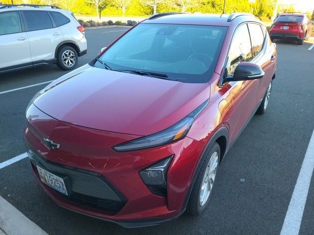 Used 2023 Chevrolet Bolt EUV LT w/ Driver Confidence Package image 2