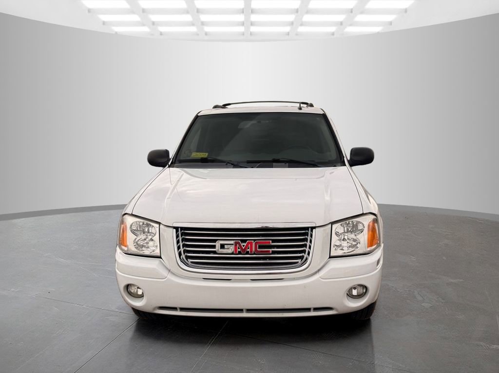 Used 2009 GMC Envoy SLE image 2