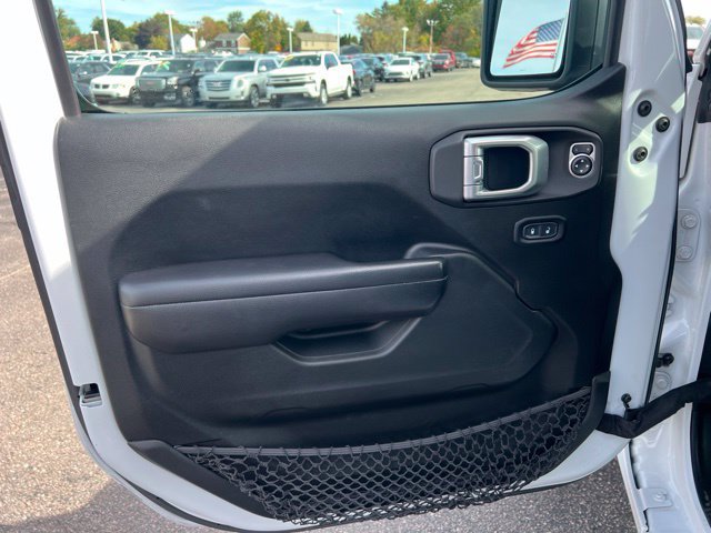 Used 2020 Jeep Wrangler Sport AWD/4WD image 15