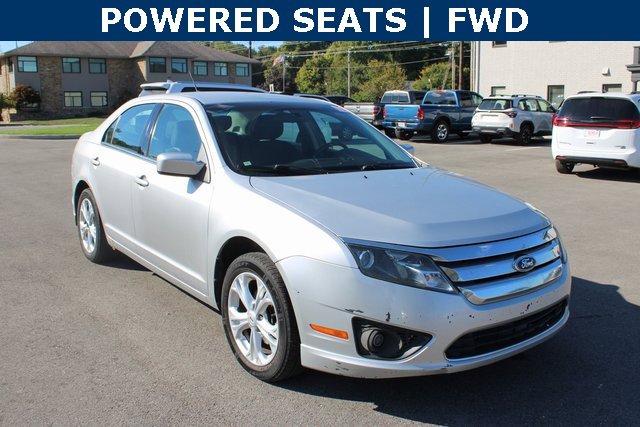 Used 2012 Ford Fusion SE image 2