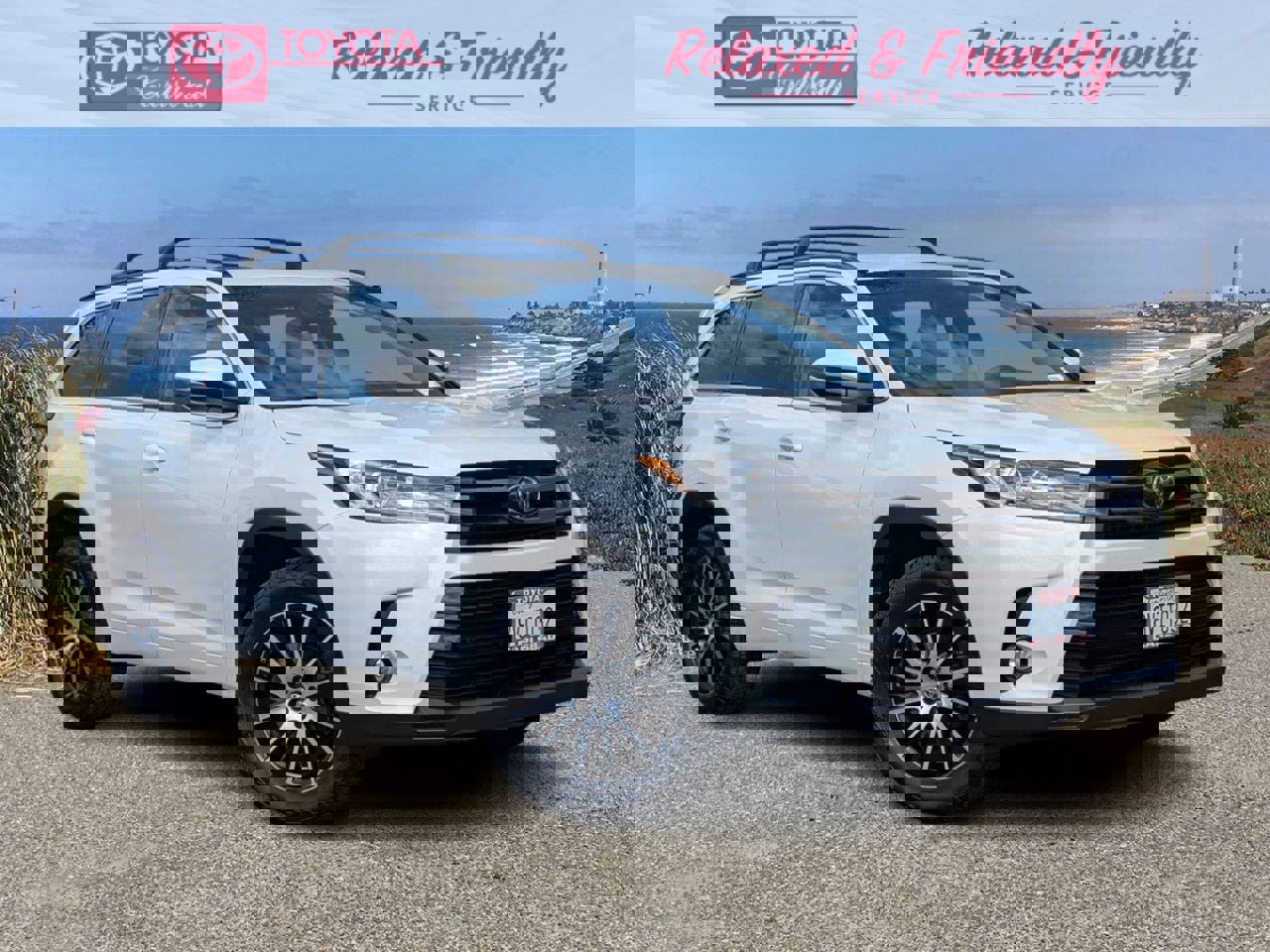 Used 2018 Toyota Highlander SE