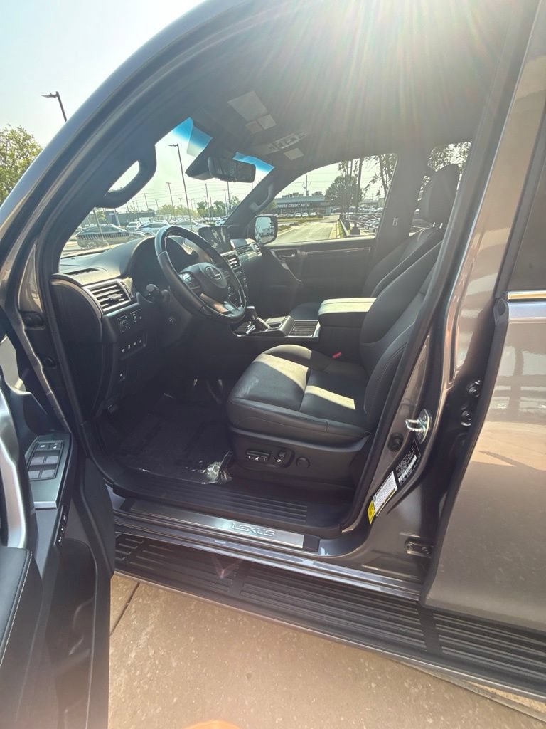 Certified 2023 Lexus GX 460 Premium AWD/4WD image 5