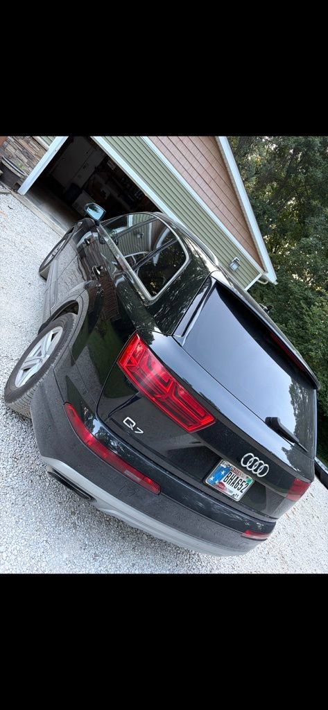 Used 2019 Audi Q7 2.0T Premium Plus AWD/4WD image 4
