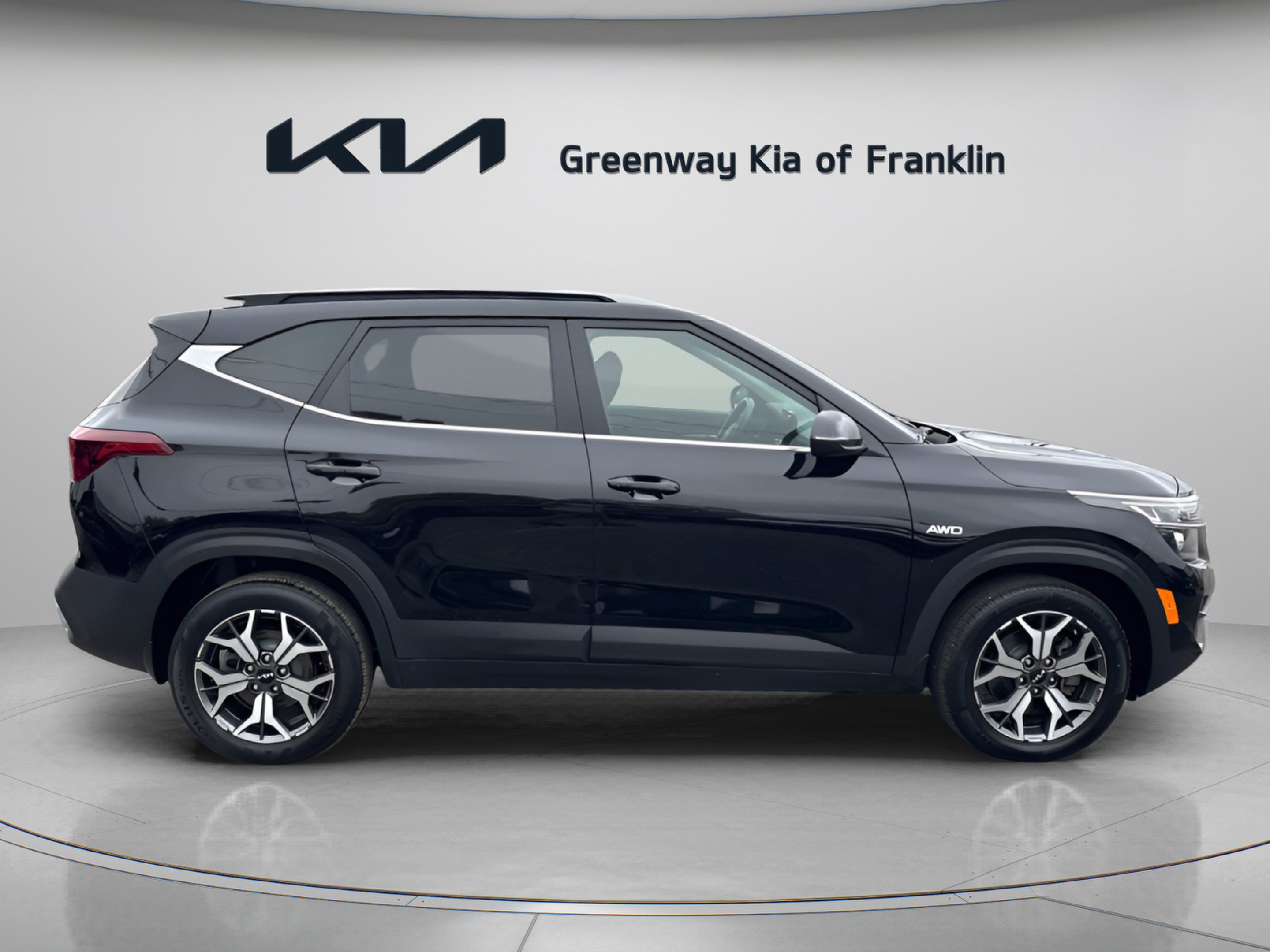 Used 2023 Kia Seltos EX AWD/4WD image 8