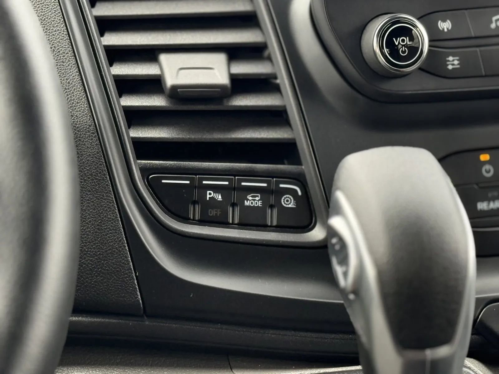 Used 2024 Ford Transit 350 XL image 33