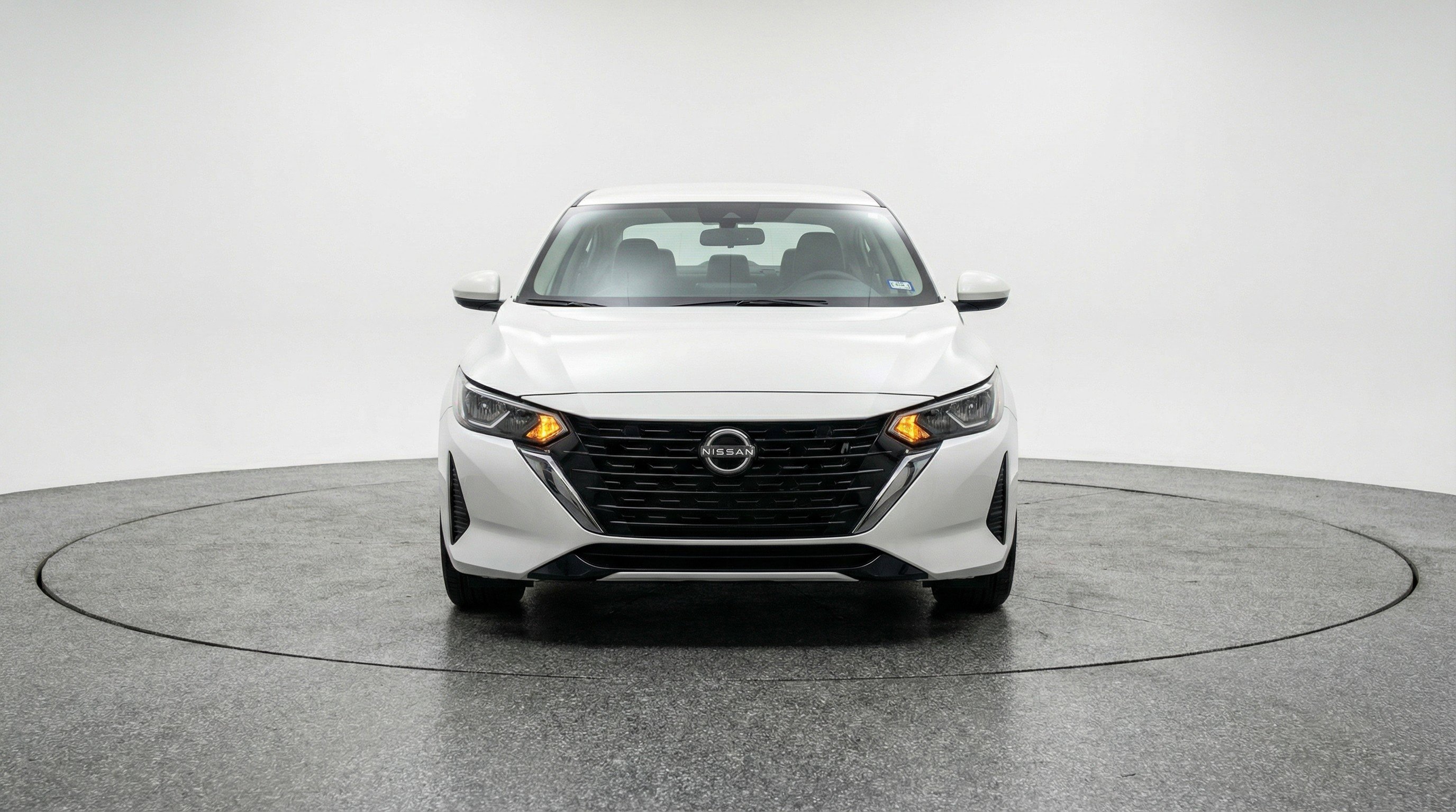 Used 2025 Nissan Sentra SV image 2