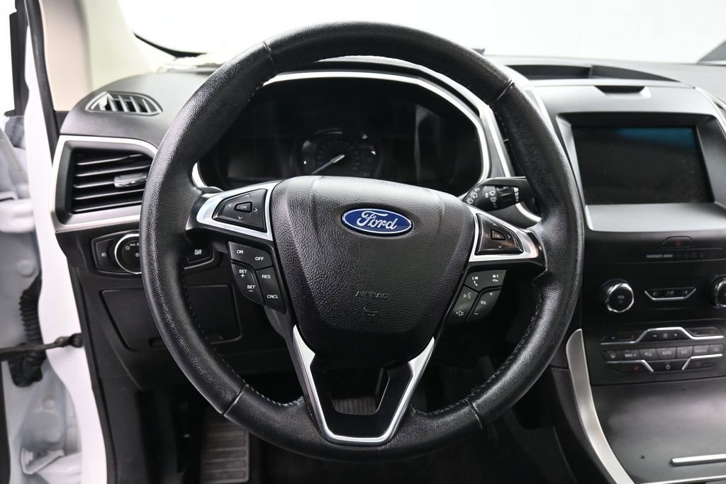 Used 2020 Ford Edge SEL w/ Convenience Package AWD/4WD image 12
