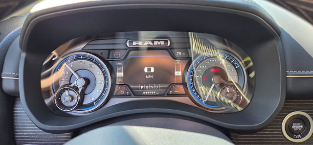 Used 2022 RAM 2500 Limited AWD/4WD image 11