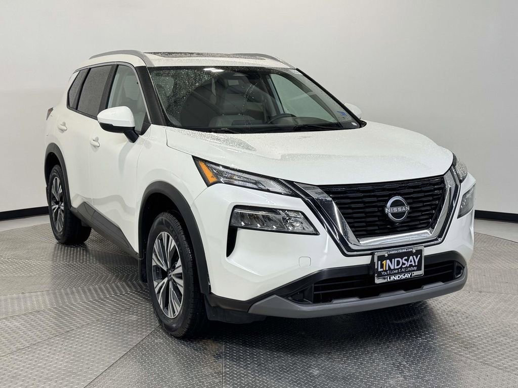 Used 2023 Nissan Rogue SV w/ SV Premium Package image 1