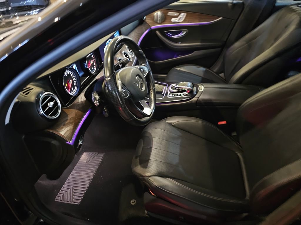 Used 2017 Mercedes-Benz E 400 4MATIC Wagon image 16