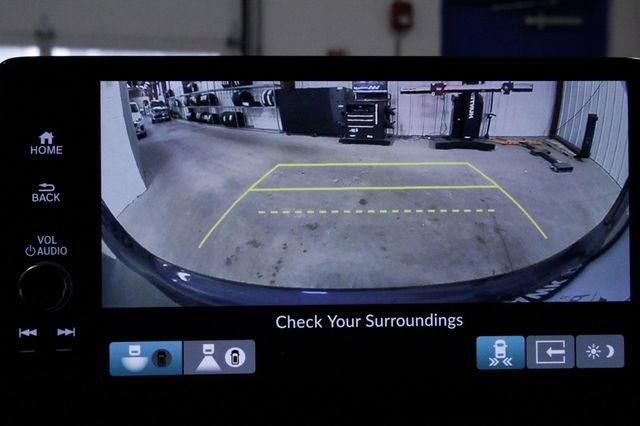 Certified 2025 Honda Pilot Elite image 37