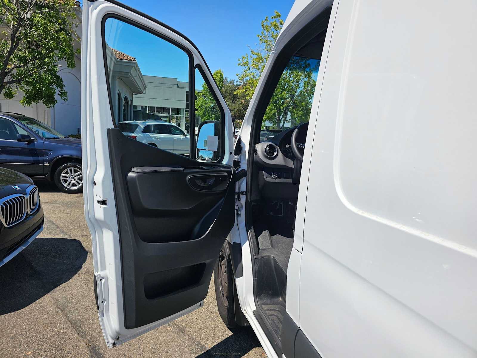 Used 2026 Mercedes-Benz Sprinter 2500 image 18