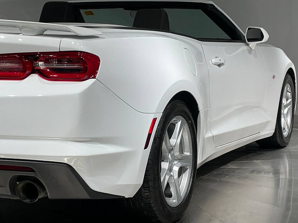 Used 2019 Chevrolet Camaro LT RWD image 32