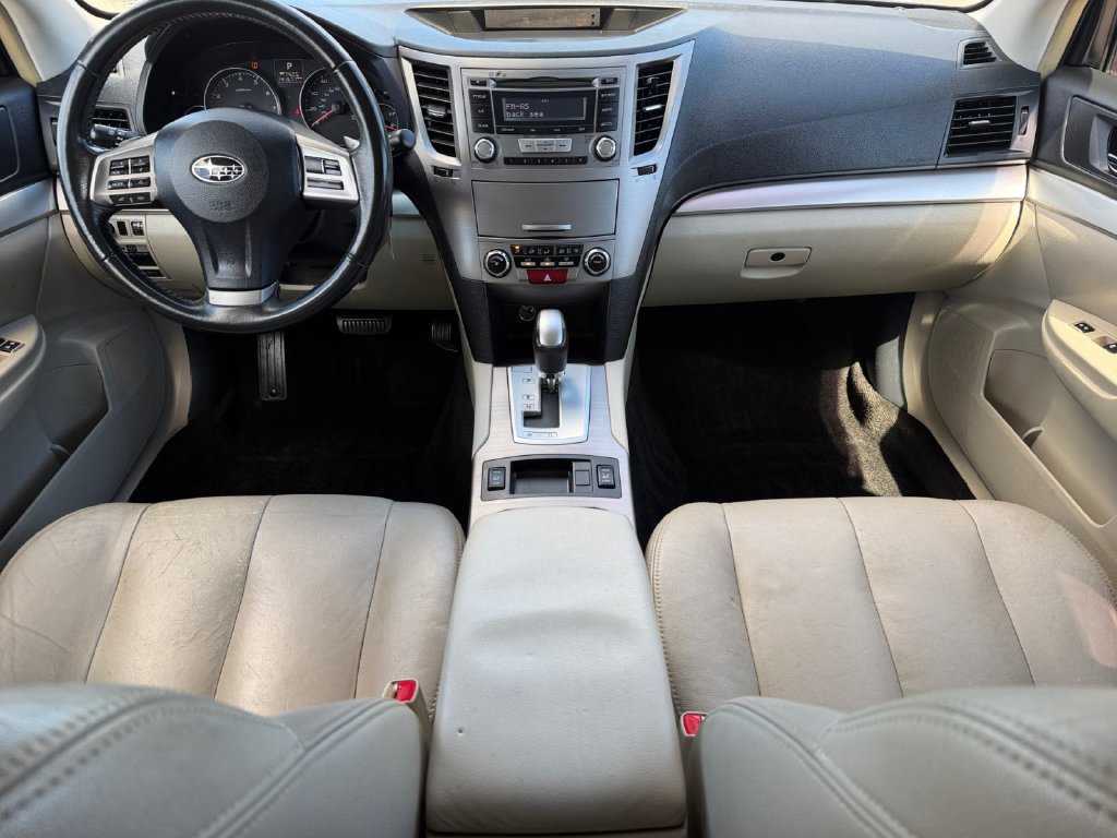 Used 2013 Subaru Outback 2.5i Premium AWD/4WD image 17