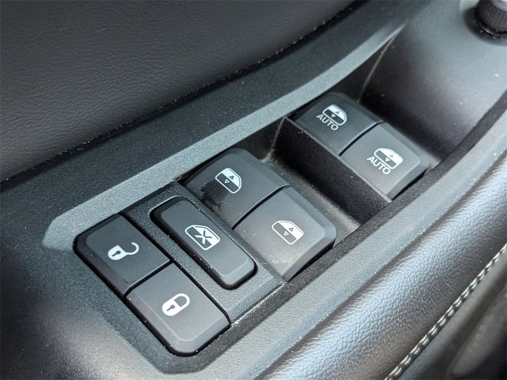 Used 2024 Jeep Grand Cherokee Limited image 22